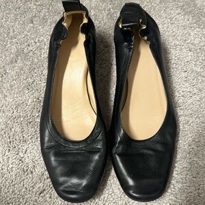 Everlane black leather shoes